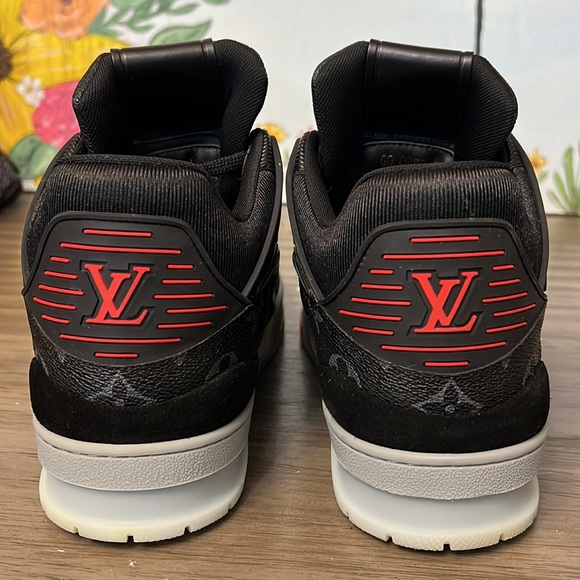 LOUIS VUITTON ECLIPSE TRAINERS 9 - Picture 5 of 16